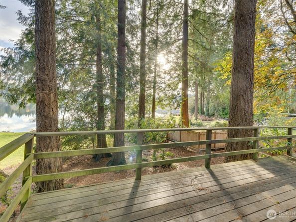 16051 SE 16th Street, Bellevue WA 98008