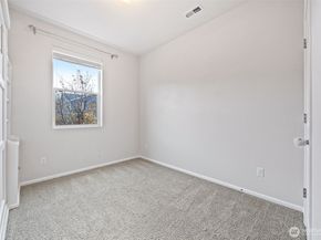 32362 48th Avenue S, Auburn WA 98001