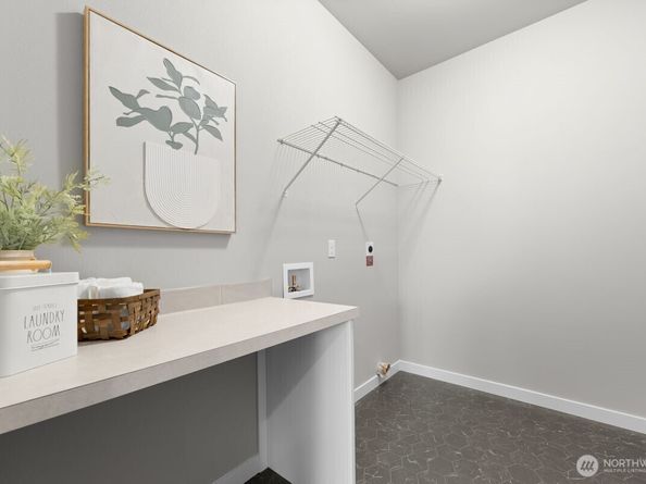 1720 S Lake Stickney Drive, Lynnwood WA 98087