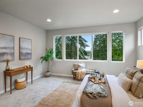 1720 S Lake Stickney Drive, Lynnwood WA 98087