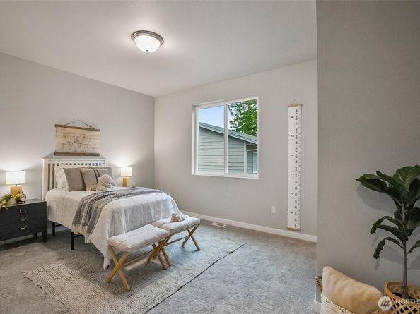 1720 S Lake Stickney Drive, Lynnwood WA 98087