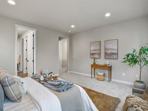 1720 S Lake Stickney Drive, Lynnwood WA 98087