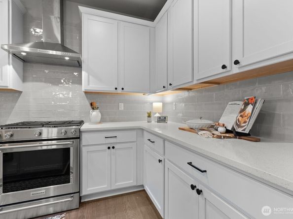 1720 S Lake Stickney Drive, Lynnwood WA 98087