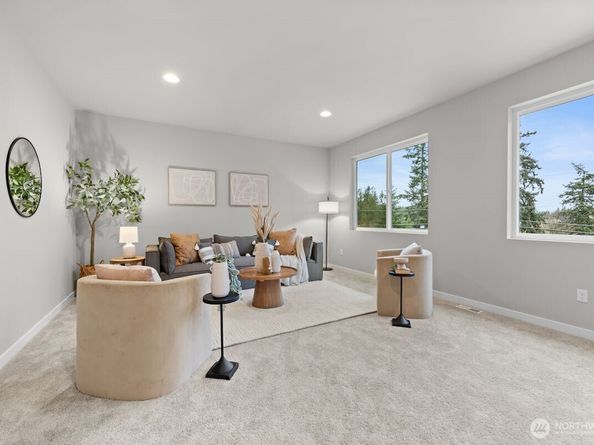 1720 S Lake Stickney Drive, Lynnwood WA 98087