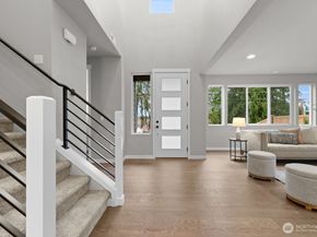 1720 S Lake Stickney Drive, Lynnwood WA 98087