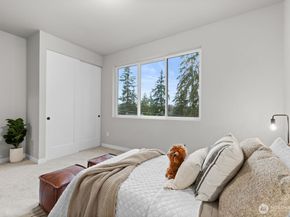 1720 S Lake Stickney Drive, Lynnwood WA 98087