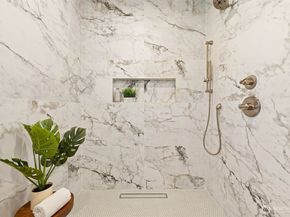 6317 14th Avenue NE, Seattle WA 98115