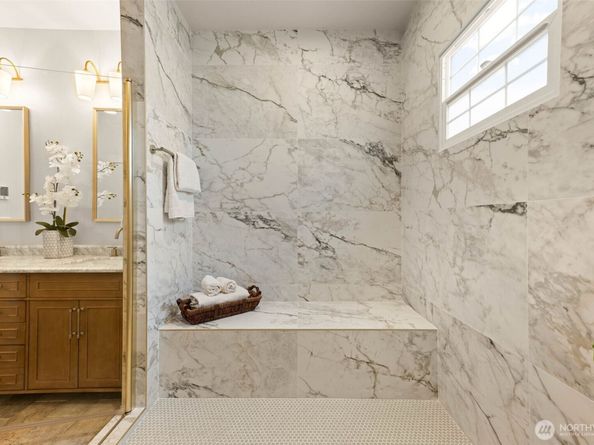 6317 14th Avenue NE, Seattle WA 98115