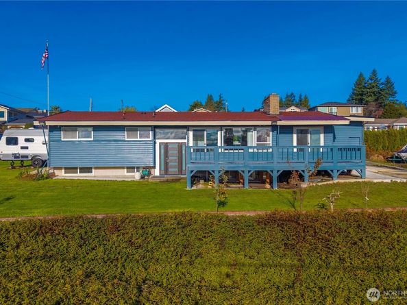 304 S 213th Street, Des Moines WA 98198