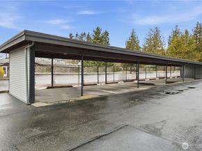 1175 Harrington Place NE 313, Renton WA 98056