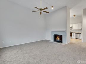 1175 Harrington Place NE 313, Renton WA 98056