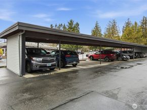 1175 Harrington Place NE 313, Renton WA 98056