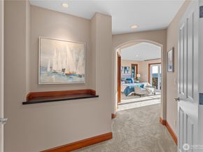 20619 NE 16th Street, Sammamish WA 98074