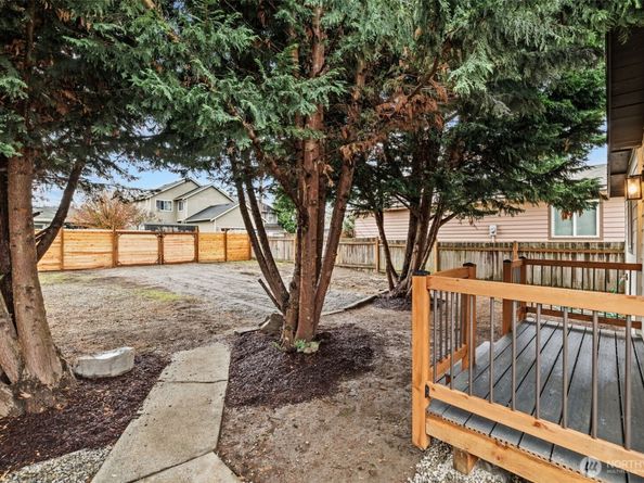 1521 N 3rd Street, Renton WA 98057