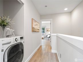 422 Federal Ave E B, Seattle WA 98102