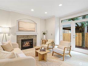 422 Federal Ave E B, Seattle WA 98102