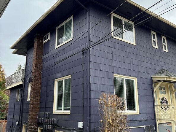 5026 20th Avenue NE, Seattle WA 98105