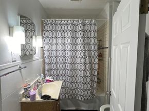 5026 20th Avenue NE, Seattle WA 98105