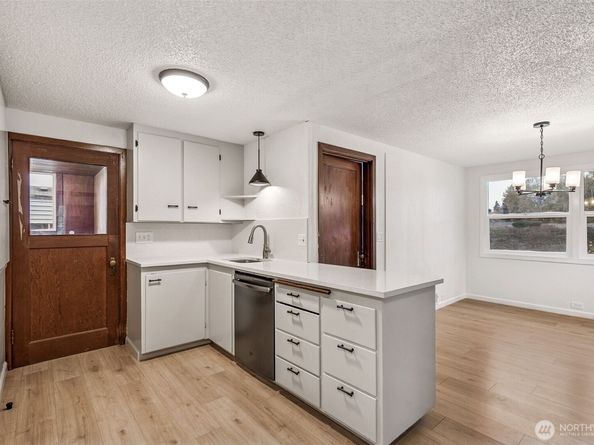 14418 551st Avenue S, Tukwila WA 98168