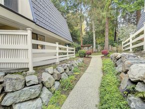 9900 NE 124th Street 1315, Kirkland WA 98034