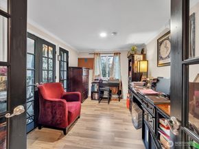 10030 51st Avenue S, Seattle WA 98178