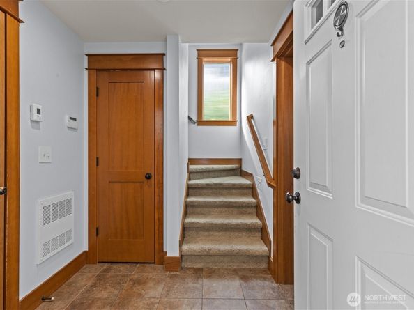 3018 SW Hinds Street, Seattle WA 98126