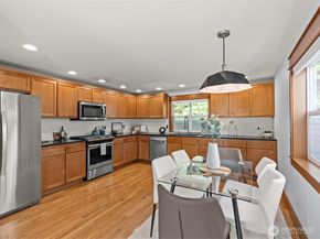 3018 SW Hinds Street, Seattle WA 98126