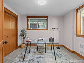 3018 SW Hinds Street, Seattle WA 98126