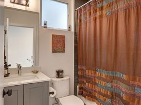 3854 22nd Avenue SW, Seattle WA 98106