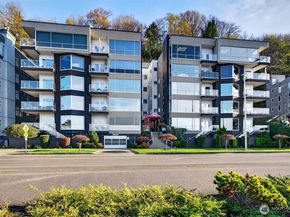 1388 Alki Avenue SW 202, Seattle WA 98116