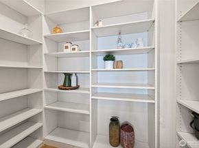 1388 Alki Avenue SW 202, Seattle WA 98116