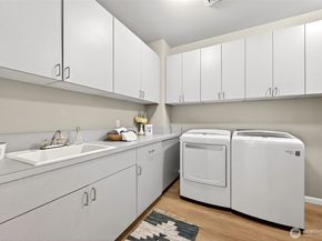 1388 Alki Avenue SW 202, Seattle WA 98116