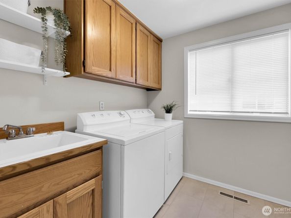 15901 30th Drive SE, Mill Creek WA 98012