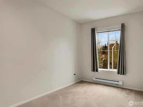 7020 Holly Park Drive S W2, Seattle WA 98118