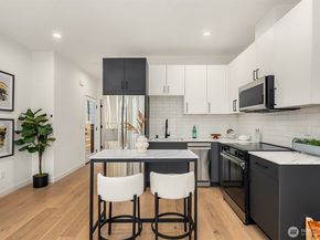 8018 24th Avenue NW B, Seattle WA 98117