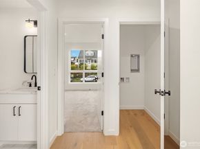 8018 24th Avenue NW B, Seattle WA 98117