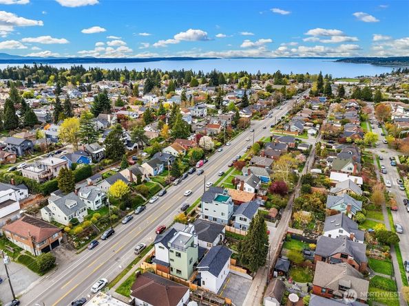 8018 24th Avenue NW B, Seattle WA 98117