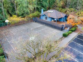 15615 Waynita Way B303, Bothell WA 98011