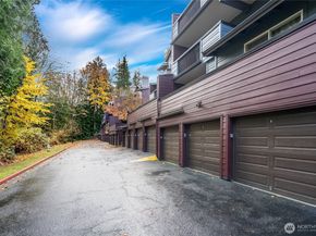 15615 Waynita Way B303, Bothell WA 98011