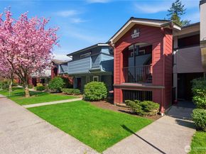 15615 Waynita Way B303, Bothell WA 98011