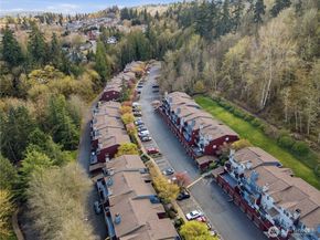 15615 Waynita Way B303, Bothell WA 98011