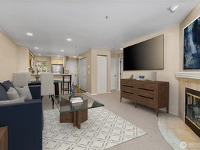 15615 Waynita Way B303, Bothell WA 98011