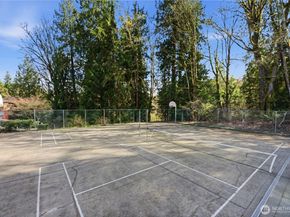 15615 Waynita Way B303, Bothell WA 98011