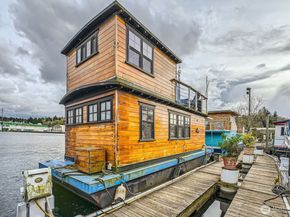 1080 W Ewing Street E2, Seattle WA 98119