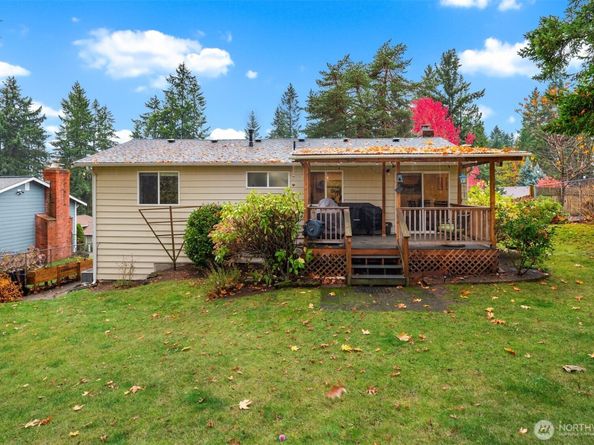 17112 136th Place SE, Renton WA 98058