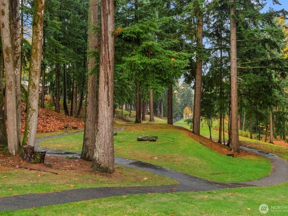 17112 136th Place SE, Renton WA 98058