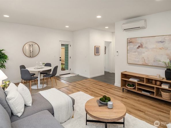 7714 30th Avenue NW 1, Seattle WA 98117