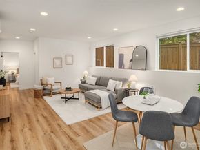 7714 30th Avenue NW 1, Seattle WA 98117