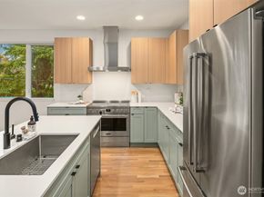 7714 30th Avenue NW 1, Seattle WA 98117