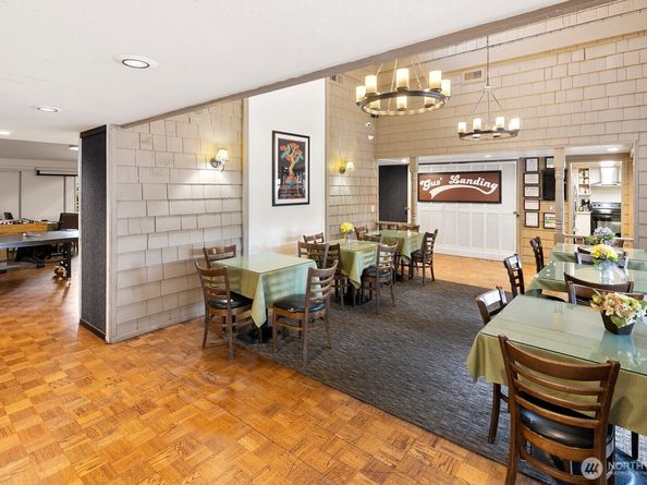 6234 138th Avenue NE 201, Redmond WA 98052